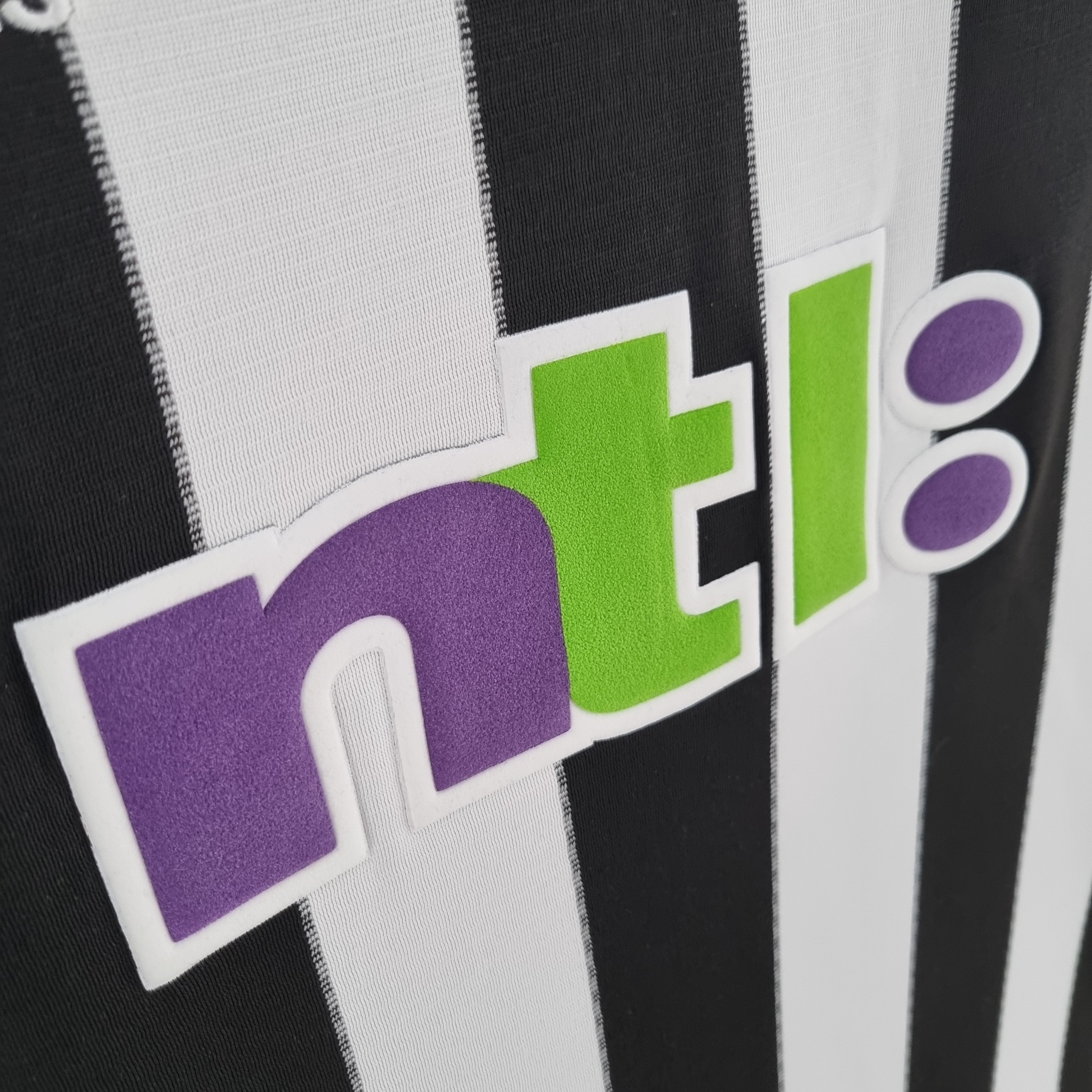 NEWCASTLE l 00/01 MEN (RETRO)