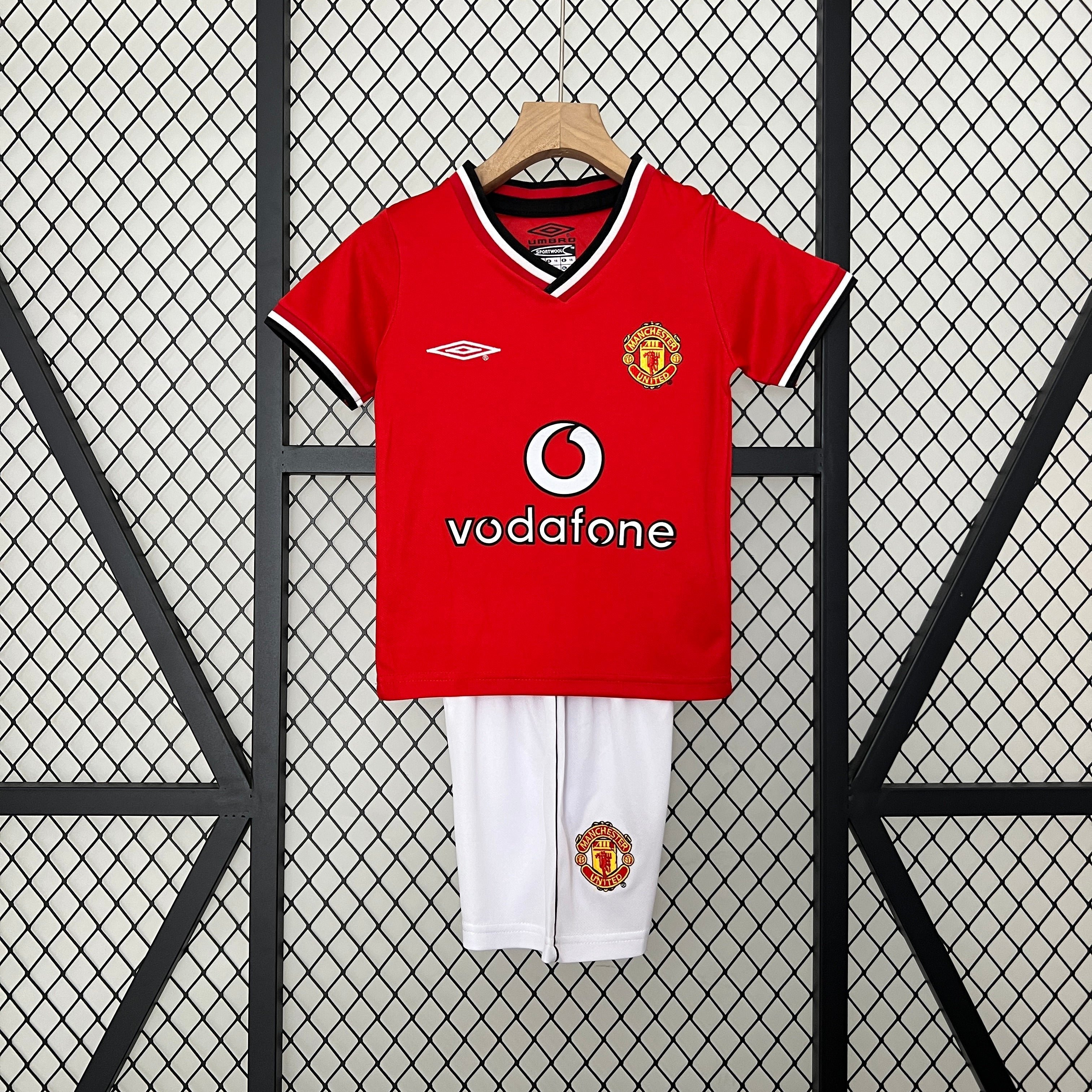 CAMISETA MANCHESTER UNITED I 00/01 CONJUNTO INFANTIL (RETRO)