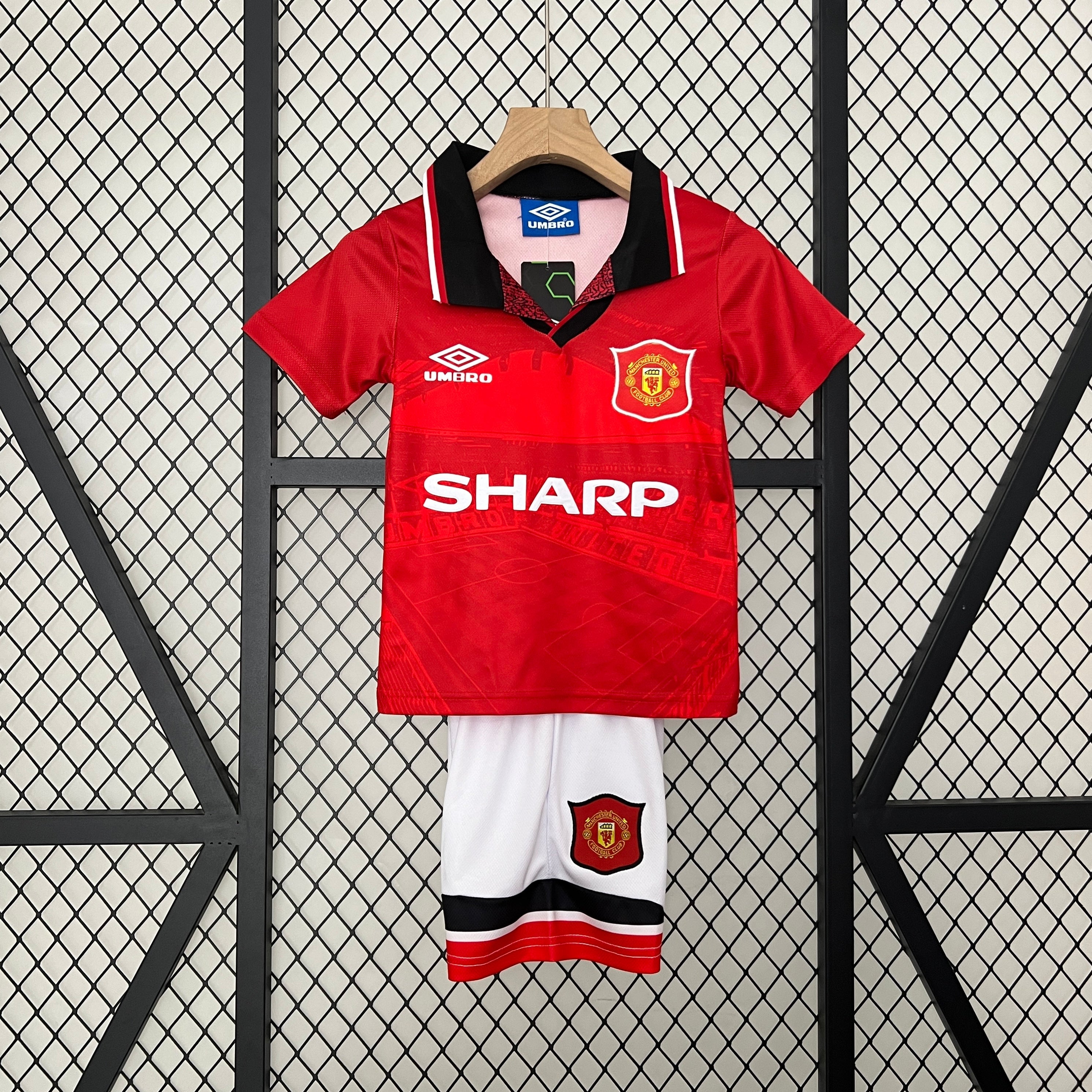 CAMISETA MANCHESTER UNITED I 94/96 CONJUNTO INFANTIL (RETRO)