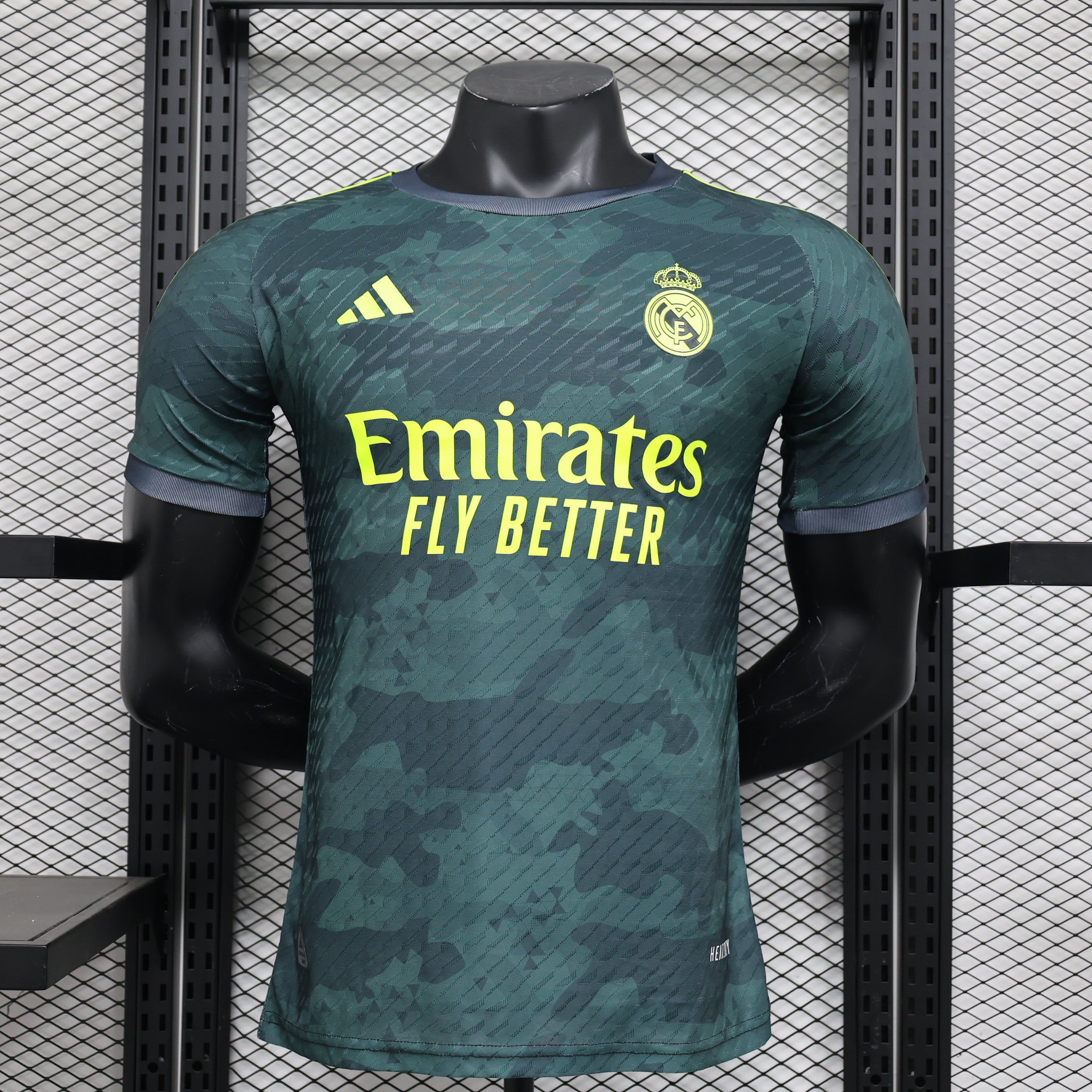 CAMISETA REAL MADRID EDICIÓN LIMITADA VERDE 24/25 HOMBRE (VERSIÓN JUGADOR)