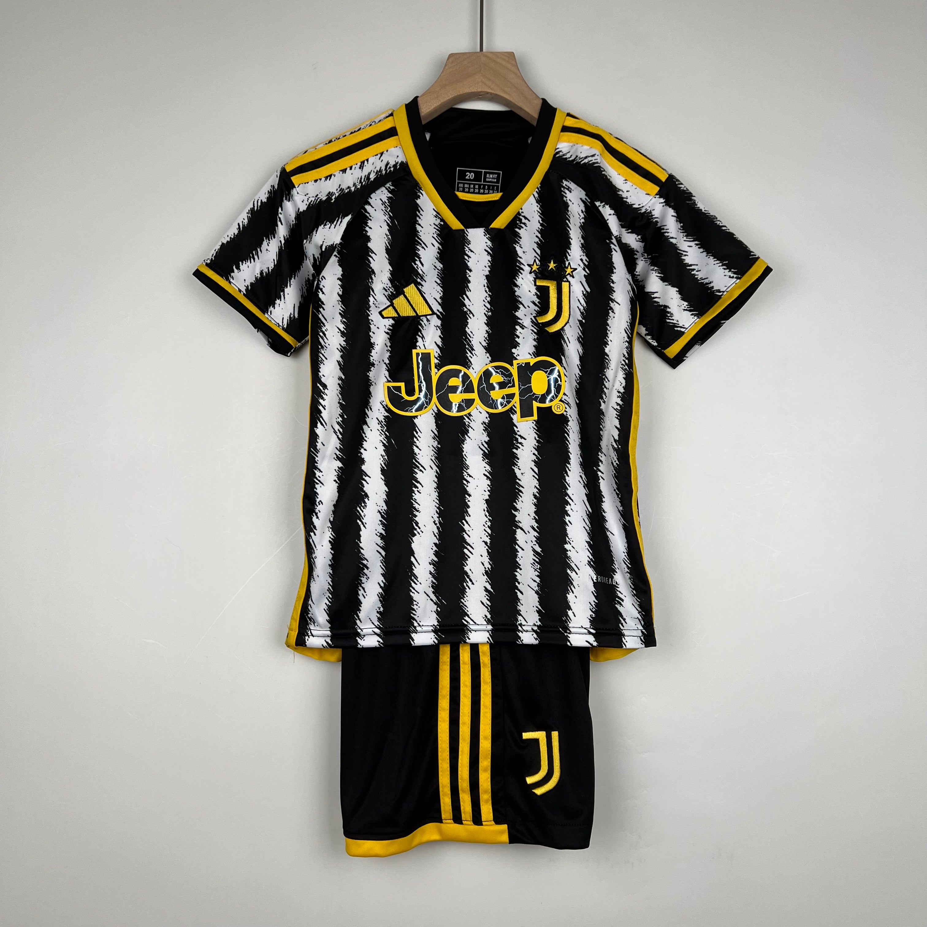 JUVENTUS I 23/24 CHILDREN'S SET