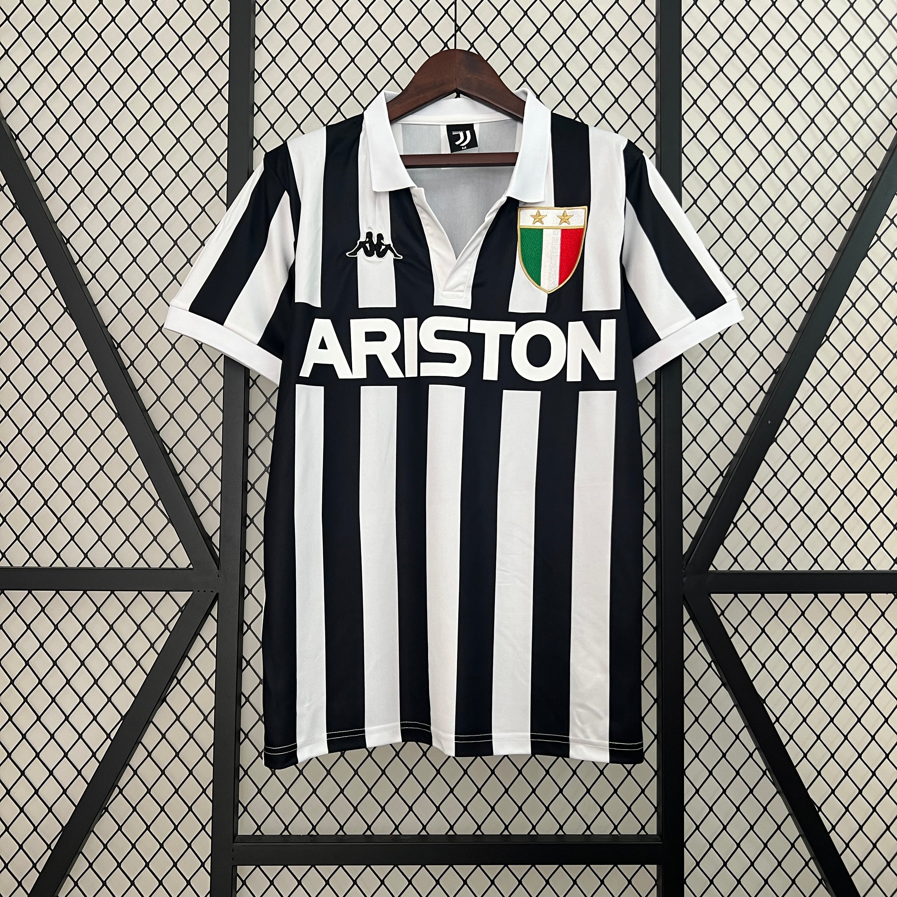 CAMISETA JUVENTUS I 84/85 HOMBRE (RETRO)