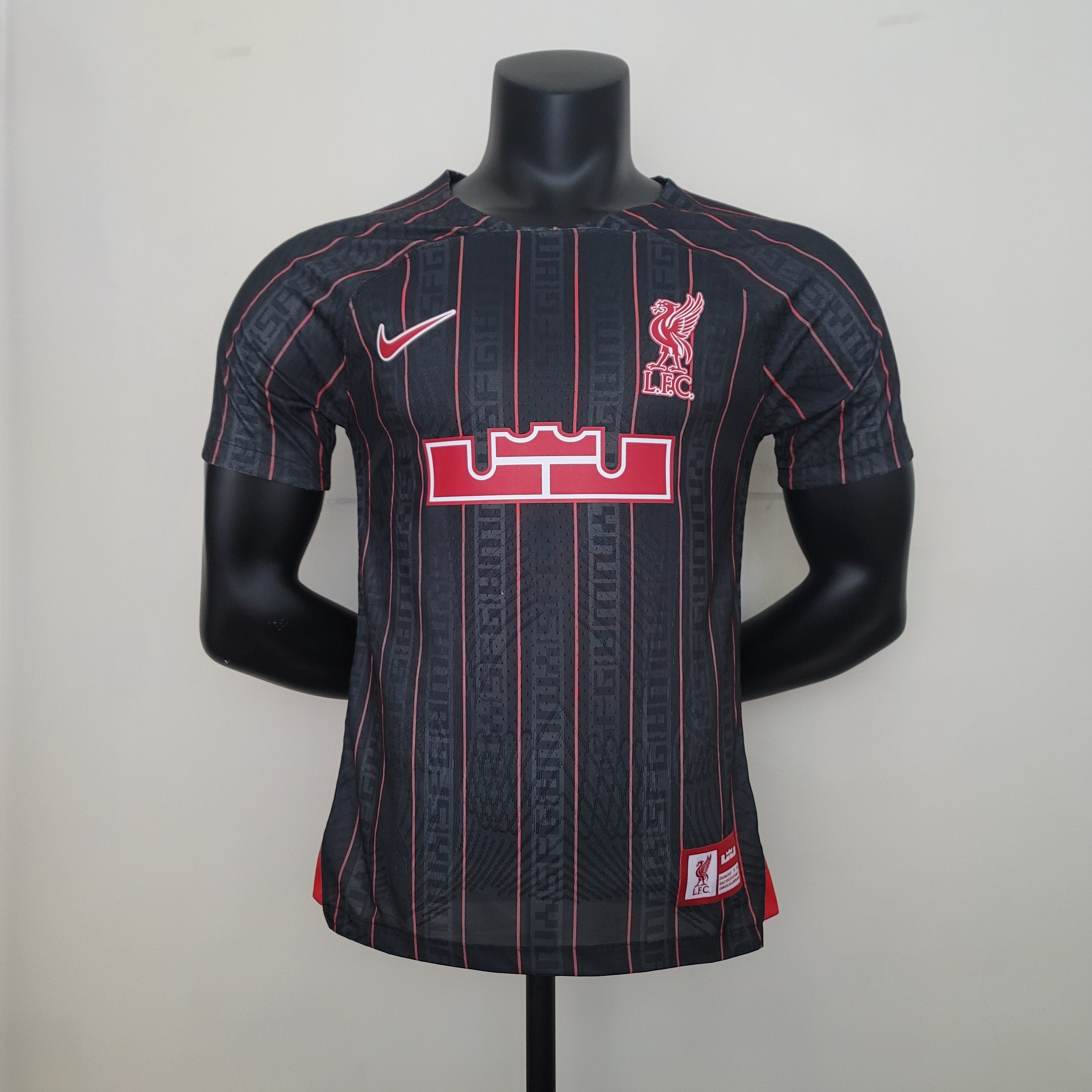 LIVERPOOL SPECIAL EDITION I 23/24 MEN (PLAYER VERSION)